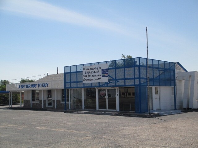More Photos Of 2903 Wall St, Midland Office For Lease