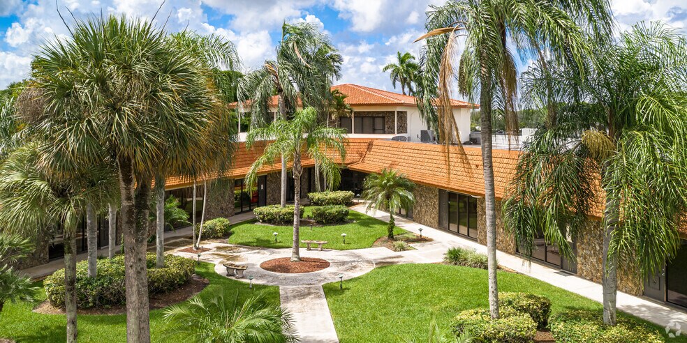 More Photos Of 201 N University Dr, Plantation Medical For Sale