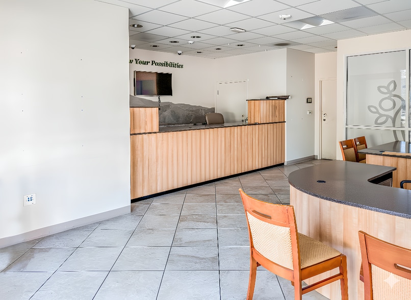 More Photos Of 151 Elmira Rd, Vacaville Freestanding For Sale