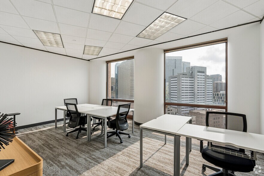 More Photos Of 1415 Louisiana St, Houston Coworking Space