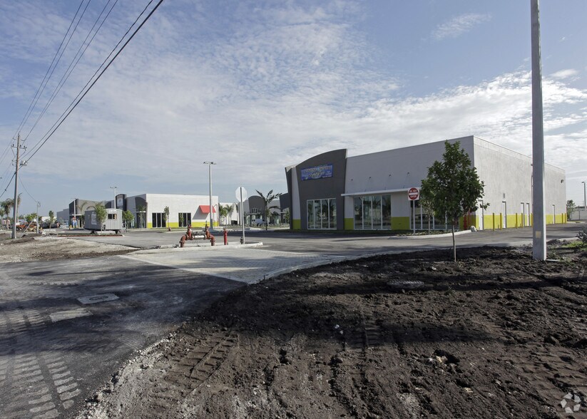 More Photos Of 13115 W Okeechobee Rd, Hialeah Storefront Retail Office For Lease