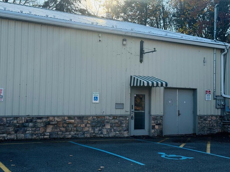 More Photos Of 8 Main St, Towanda Office For Lease