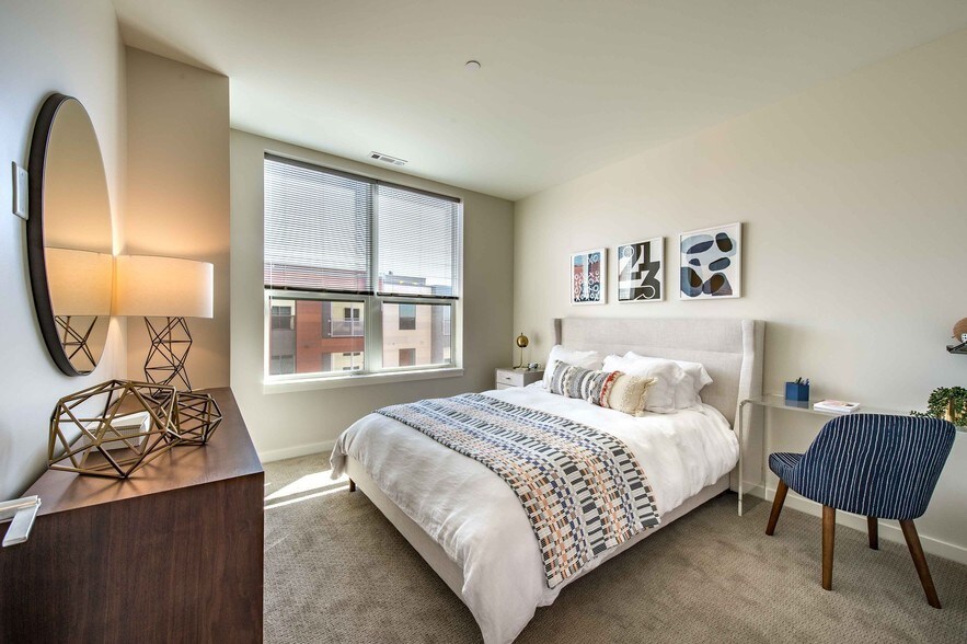 More Photos Of 190 Pleasant St, Malden Apartments For Lease