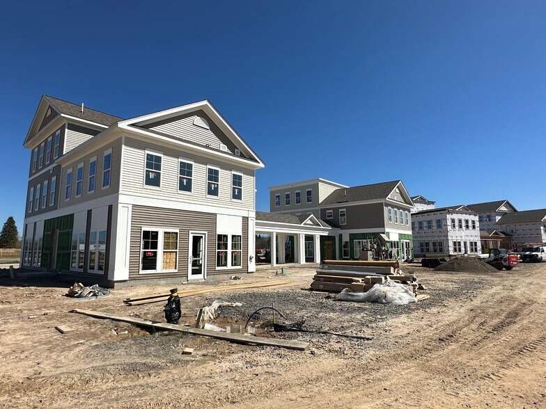 More Photos Of 1657 Fairport Nine Mile Point Road, Penfield Apartments For Lease