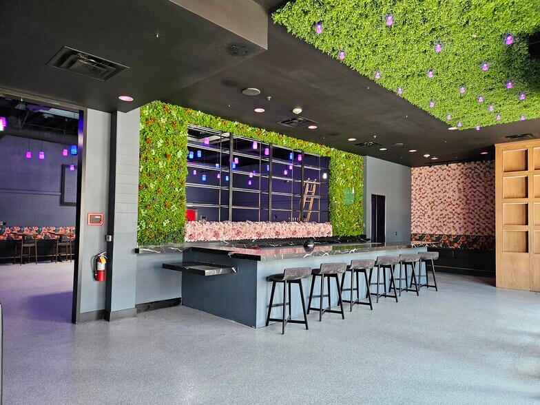 More Photos Of 1026-1032 Wilshire Blvd, Santa Monica Freestanding For Lease