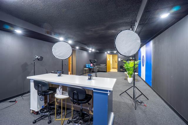 More Photos Of 1818 Grand Ave, Wausau Office For Sale