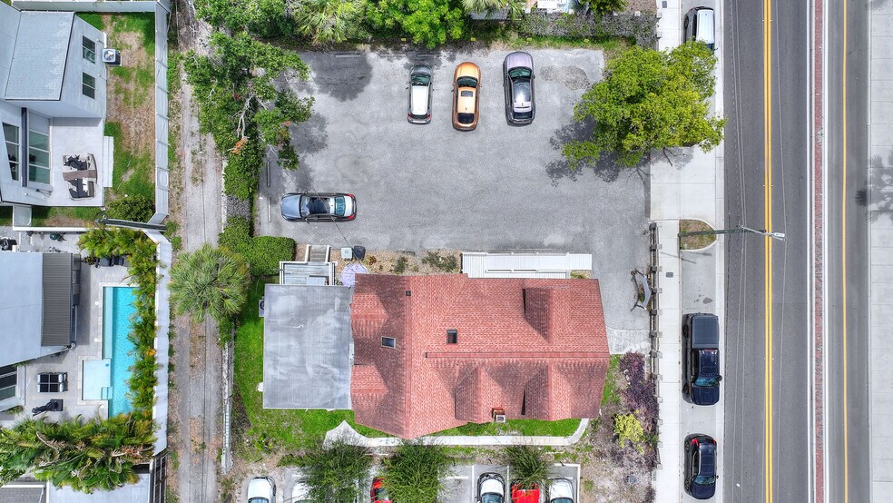 More Photos Of 1325 W Cass St, Tampa Office For Lease