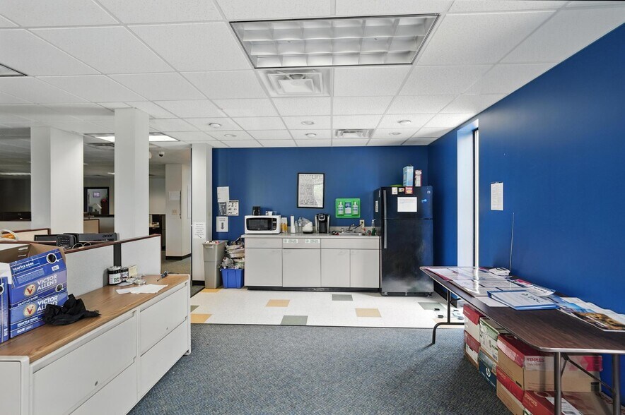 More Photos Of 1612 Prosser Ave, Dayton Medical For Sale