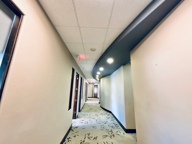 More Photos Of 120 W Park Dr, Grand Junction Office For Lease