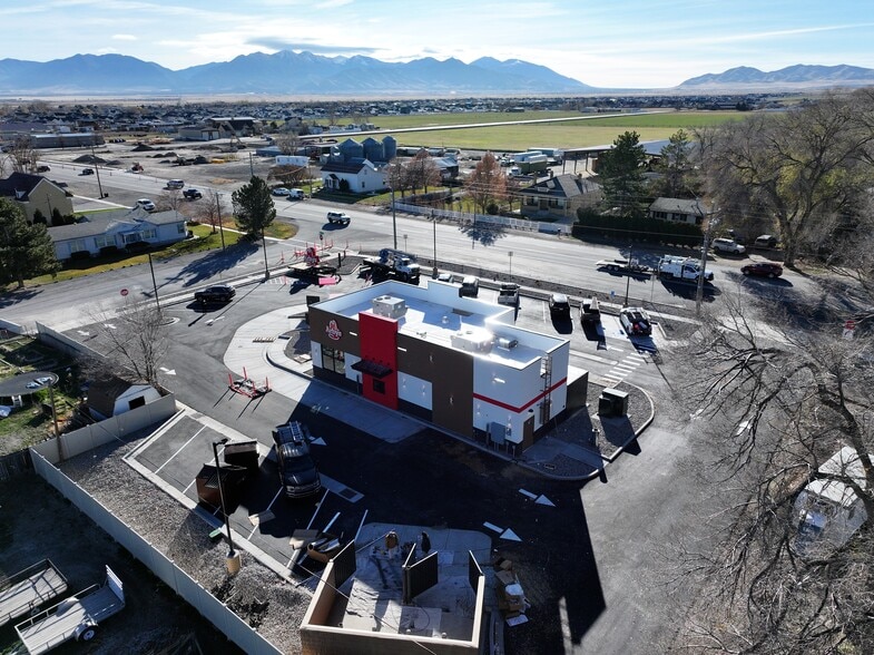 More Photos Of 497 E Main St, Grantsville Fast Food For Sale