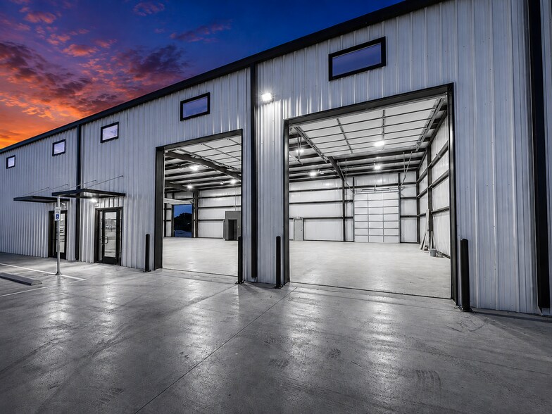 Primary Photo Of 142 Boyd Business Pky, Boyd Flex For Lease