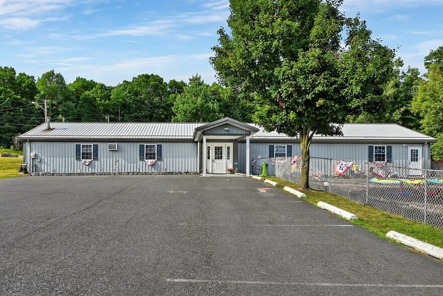 More Photos Of 10 Rausch Creek Rd, Tremont Daycare Center For Sale