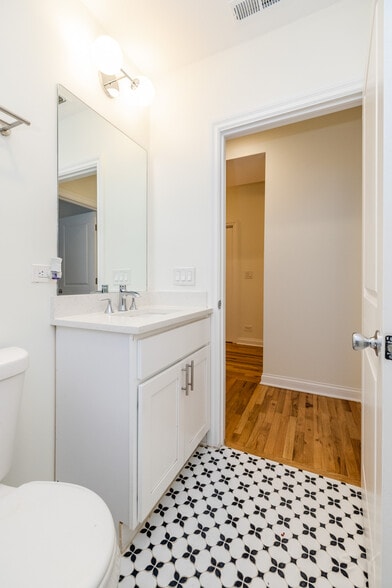 More Photos Of 1439 E 66th Pl, Chicago Apartments For Sale