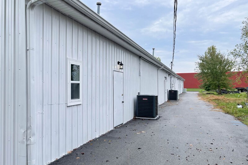 More Photos Of 531-537 Legion Dr, Harrodsburg Medical For Lease