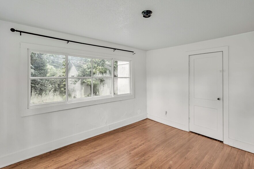 More Photos Of 1507 Sumner Ave, Charleston Office Residential For Sale