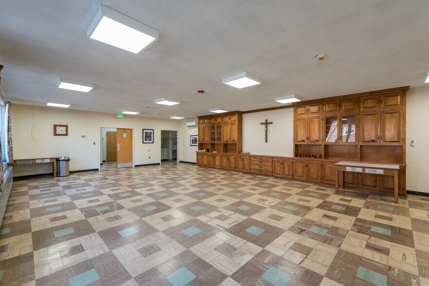 More Photos Of 1307 Lakeside Ave, Richmond Specialty For Sale