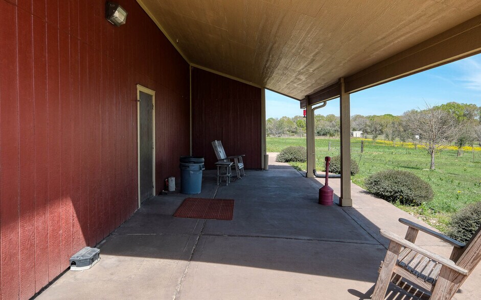 More Photos Of 48600 US-290 BUS, Hempstead Land For Sale