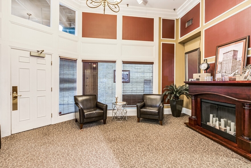 More Photos Of 413 Wacouta St, Saint Paul Office Residential For Lease