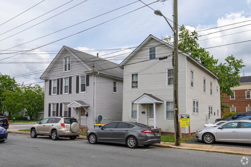 More Photos Of 4 E Laurel St, Georgetown Office For Lease