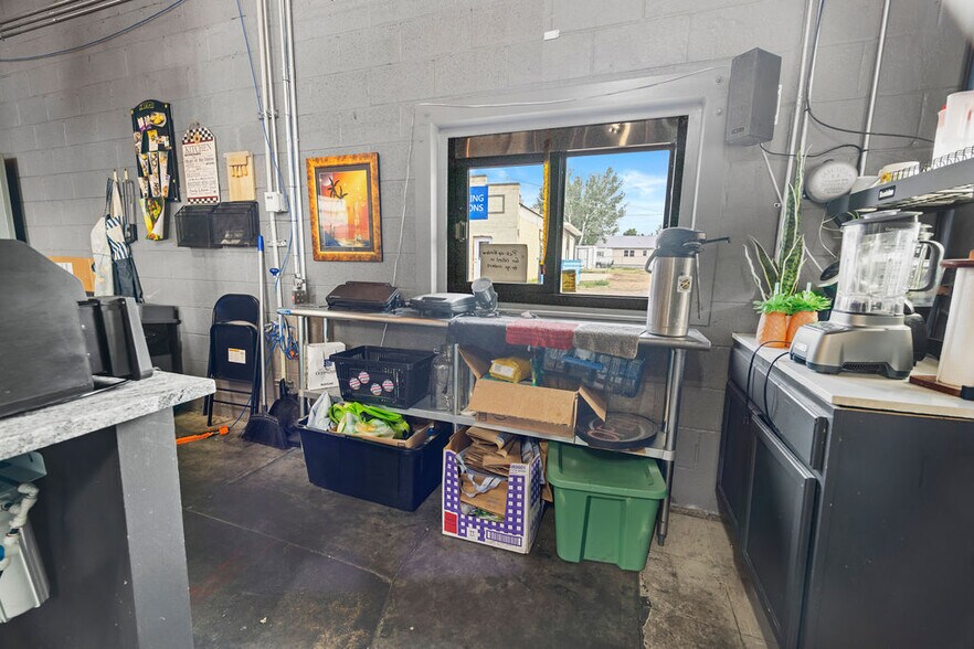 More Photos Of 1589 W Victory Way, Craig Flex For Sale