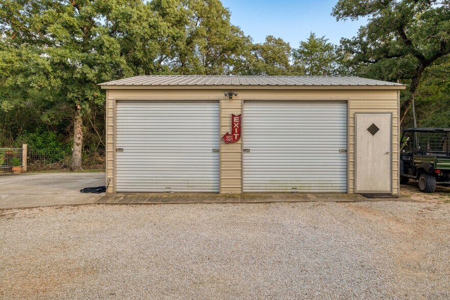 More Photos Of 1474 County Road B, Lexington Specialty For Sale