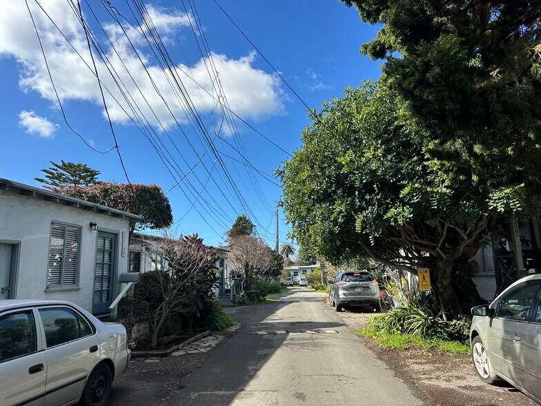 More Photos Of 2212 Sacramento St, Berkeley Multifamily For Sale