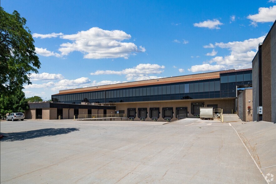 More Photos Of 2567 W Midway Blvd, Broomfield Manufacturing For Lease