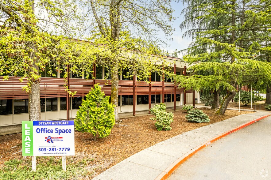 More Photos Of 5319 SW Westgate Dr, Portland Office For Lease