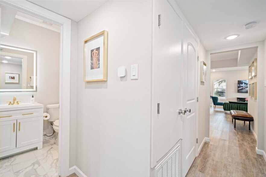 More Photos Of 2806 Rosewood St, Houston Multifamily For Sale