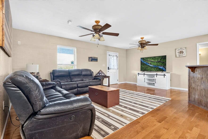 More Photos Of 105 Foothills Rd, Pikeville Multifamily For Sale