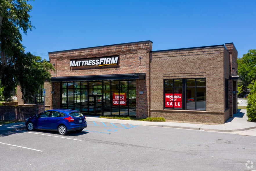 More Photos Of 946 Orleans Rd, Charleston Unknown For Lease