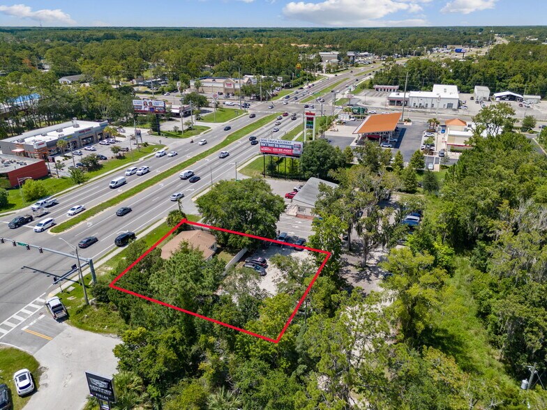 More Photos Of 7957 Blanding Blvd, Jacksonville Office Residential For Lease