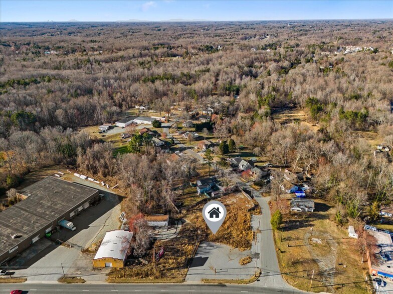 More Photos Of 1570 National Hwy, Thomasville Land For Sale