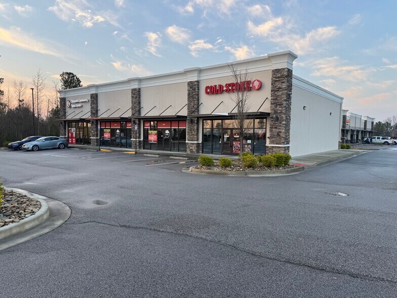 More Photos Of 260 Meridian Dr, Grovetown Storefront For Lease