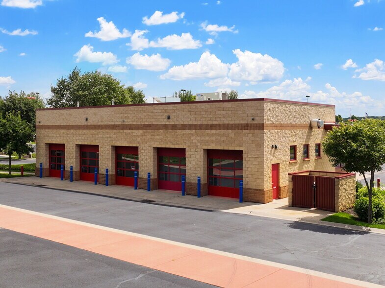 More Photos Of 2501 East Springs Dr, Madison Auto Dealership For Sale