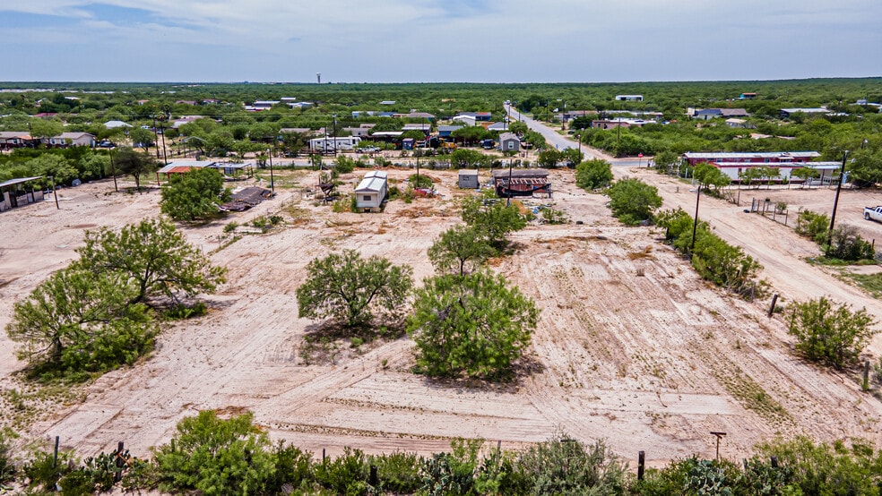 More Photos Of 105 Meirs St, Laredo Land For Sale