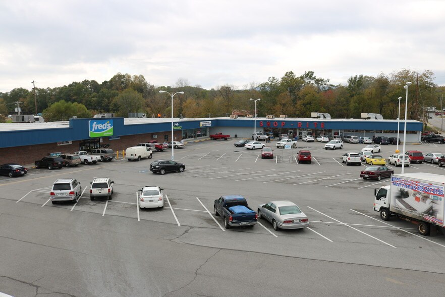 Primary Photo Of 305-321 W Patton St, LaFayette Unknown For Lease