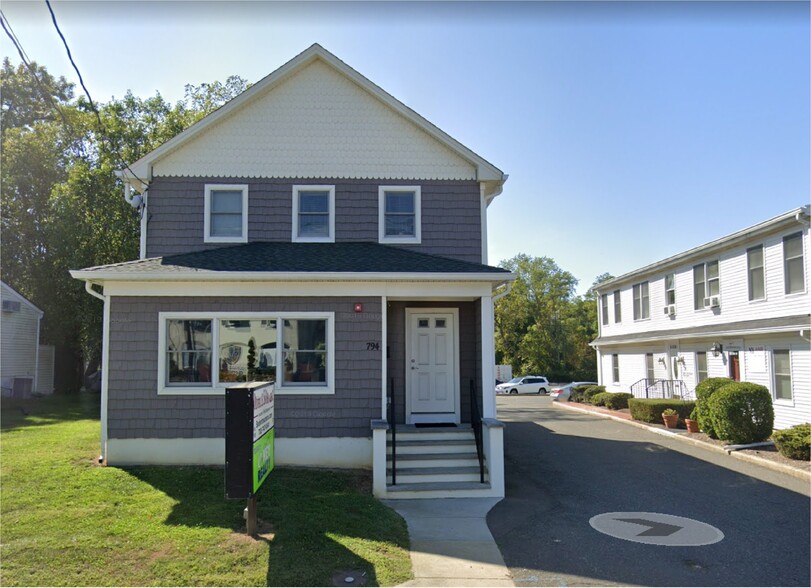 Primary Photo Of 794 Broad St, Shrewsbury Office For Lease