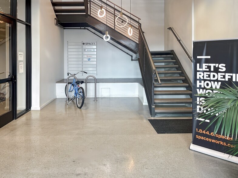 More Photos Of 1425-1437 Vine St, Cincinnati Coworking Space