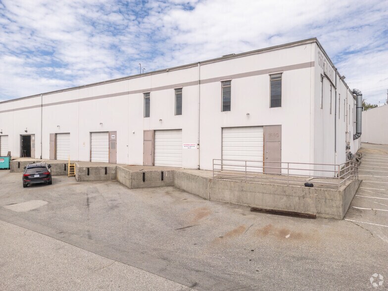 Primary Photo Of 1592 Rand Av, Vancouver Warehouse For Sale