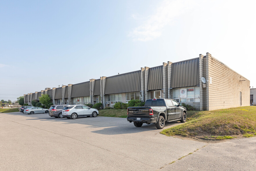 Primary Photo Of 55 Mills Rd, Ajax Showroom For Lease