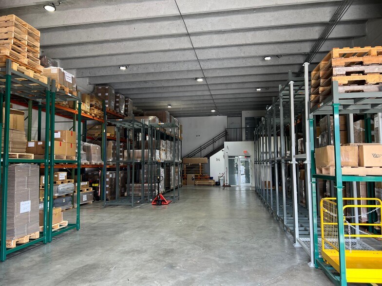 More Photos Of 8228 NW 30th Terrace, Doral Industrial For Lease