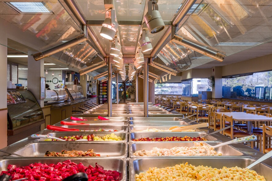 More Photos Of 5 Becker Farm Rd, Roseland Office For Lease