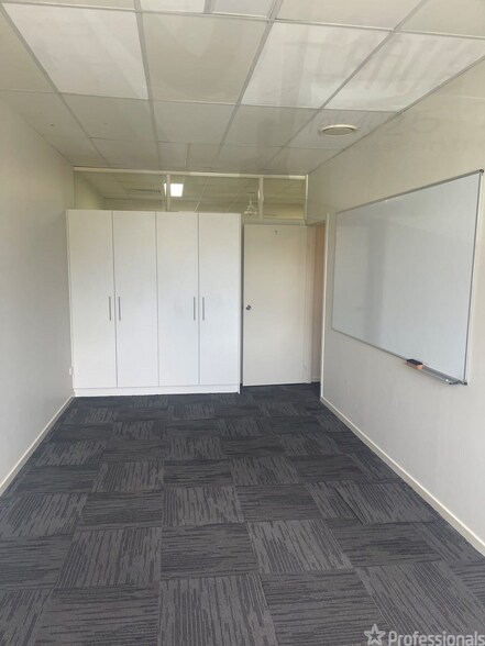 More Photos Of 41-43 Wharf St, Forster Storefront Retail Office For Lease