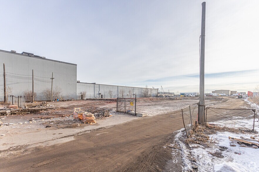 More Photos Of 6145 75 St NW, Edmonton Land For Sale