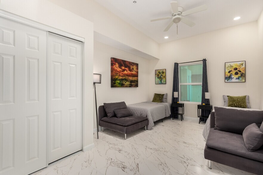 More Photos Of 10441 W Twin Oaks Dr, Sun City Assisted Living For Sale