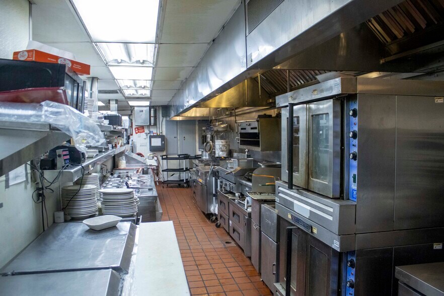 More Photos Of 1514 US Highway 70 W, Garner Restaurant For Sale