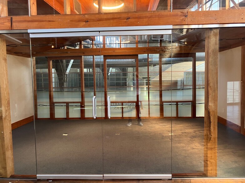 More Photos Of 739 S Clark St, New Orleans Office For Sale