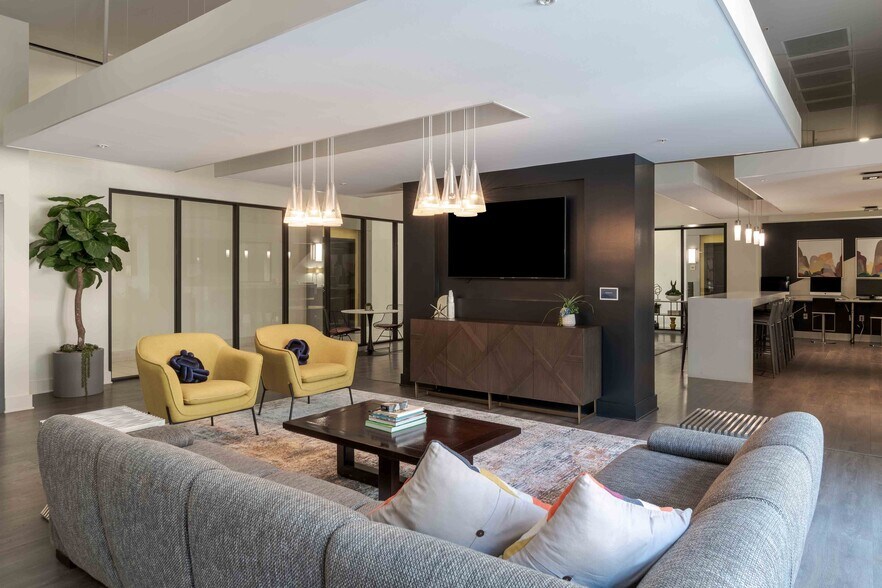 More Photos Of 101 N Wolfe St, Baltimore Apartments For Lease