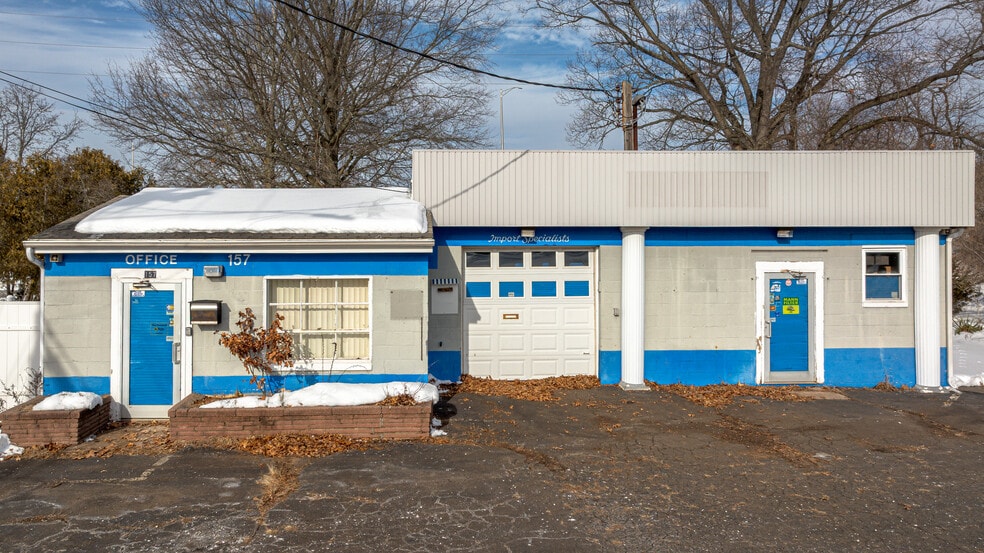 More Photos Of 157 Washington Ave, North Haven Auto Repair For Sale